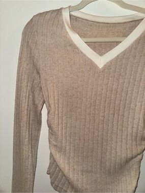Beige V-Neck Ribbed Women's Sweater